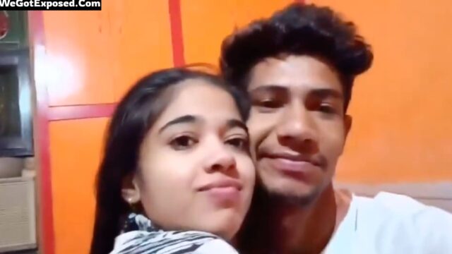 Slim college girl ki tight chut ki chudai ka desi teen mms video, Don’t miss