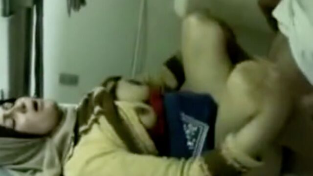 Big boobs chubby muslim Bhabi in hijab getting rough pussy fucked in doctor clinic turbanli muslimah whore pakistani prostitute