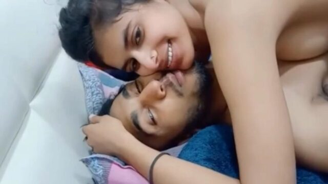 Hotel Room Se Sex MMS Desi Couple Ki Hot Chudai Video